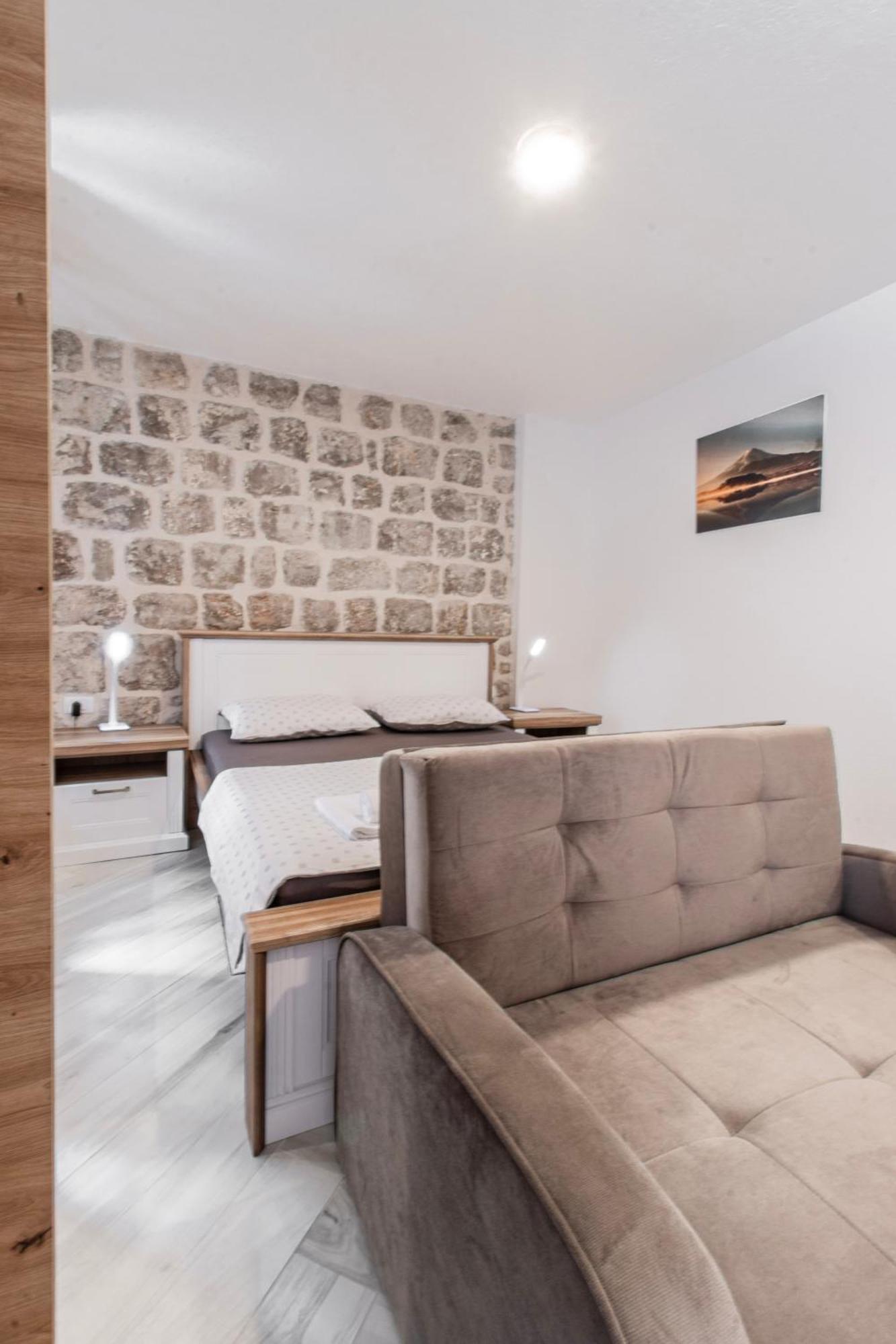 Apartments Florian Lopud Exterior photo